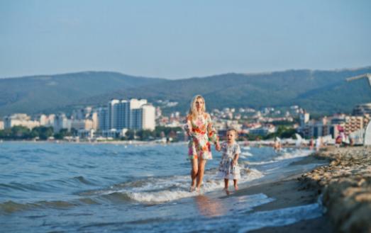 Familienfreundliche Strandresorts in Bulgarien, die Haustiere erlauben.