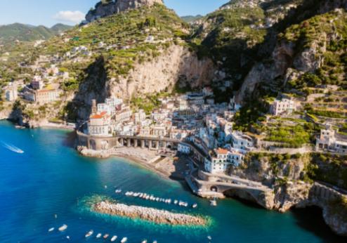 Herbst in Amalfi: Ernte, Wein und warme Tage.