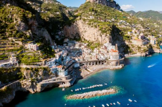 Von der Plantage bis zum Tisch: Die Olivenöl-Odyssee in Amalfi.