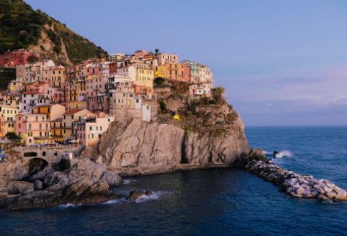 Nachhaltiges Reisen in den Cinque Terre: Wie man verantwortungsbewusst besucht.