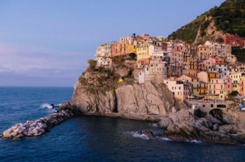 Nachhaltige Transportmöglichkeiten zur Erkundung der Cinque Terre.