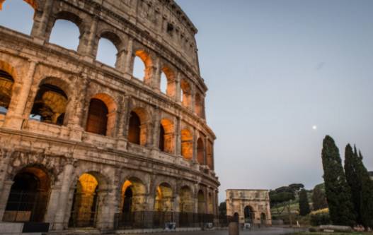 Der Kauf und die Verwendung des Roma Pass für den Transport.