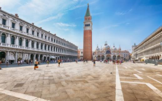 Die Evolution der Biennale von Venedig: Von ihren Anfängen bis heute