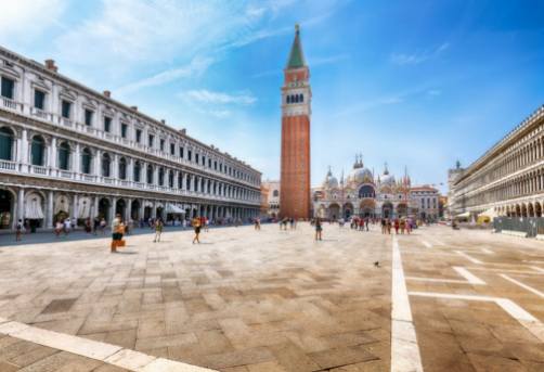 Venezianische Küche nach Einbruch der Dunkelheit: Restaurants und Lokale, die man unbedingt besuchen muss.