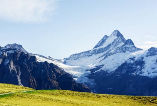 Crans-Montana: Sonnendurchflutete Pisten und Gourmet-Erlebnisse